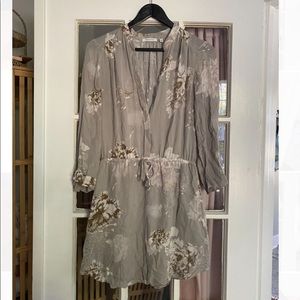 Aritzia/Babaton 100% silk 3/4 sleeve button down mini Bennett  dress